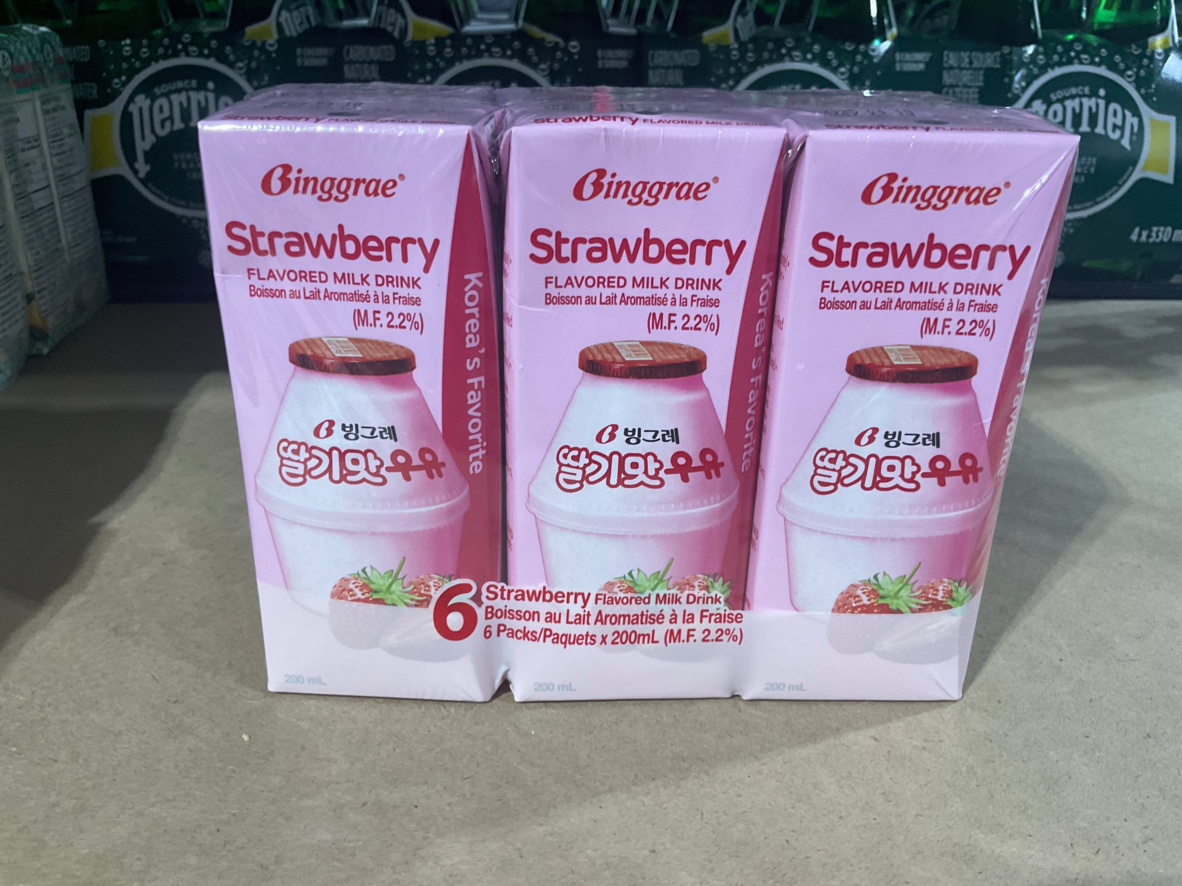 Binggrae Strawberry milk drink
